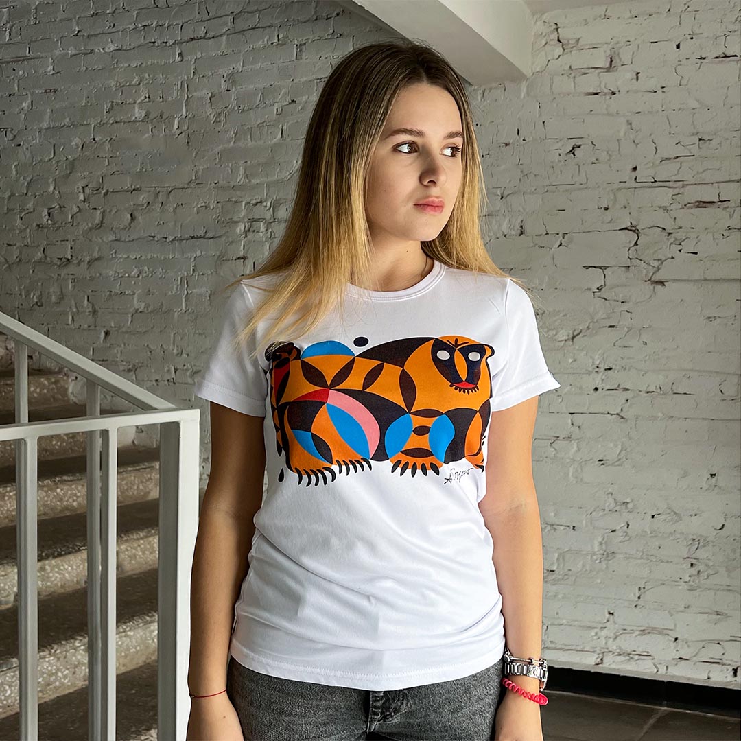 Футболка белая «Тигр. Декоративное панно», женская