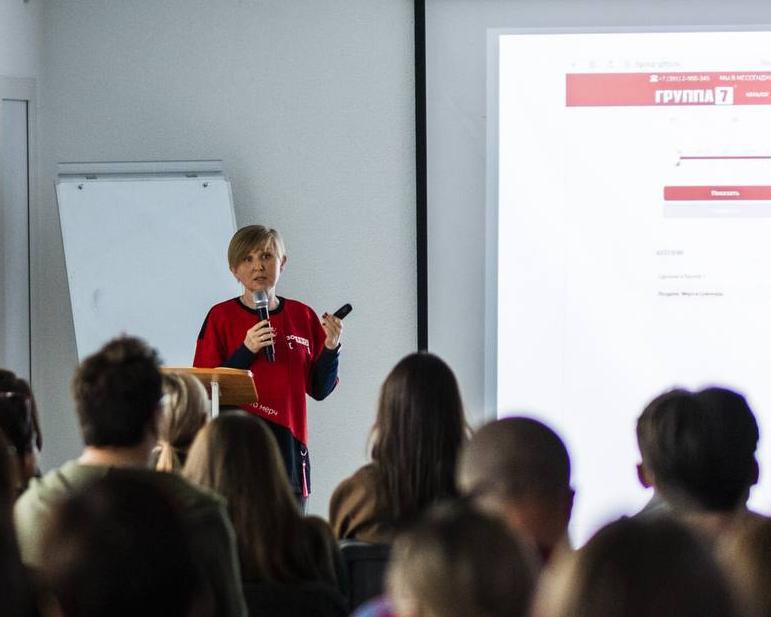 Наш дизайнер выступила на FABRIKA Лектории